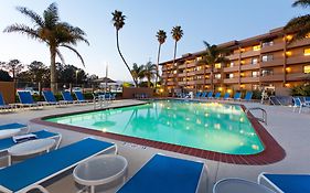 Holiday Inn Hotel And Suites Santa Maria